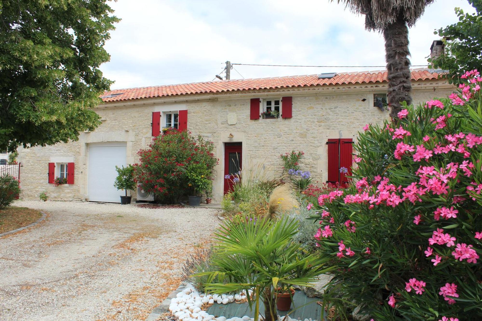 La Douce Charentaise Mérignac Exterior foto